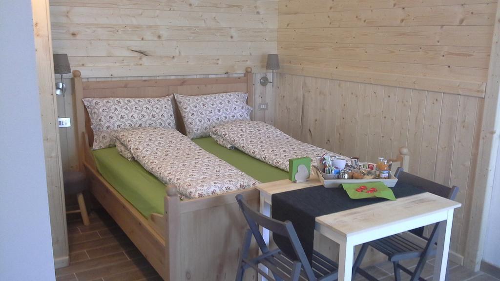 Maison Torrent Acomodação com café da manhã Doues Quarto foto